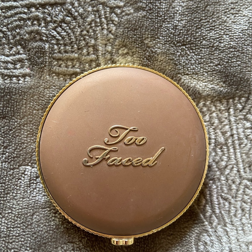 Too faces matte bronzer (full size)
